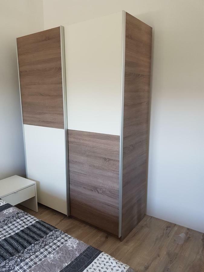 Nora Stinjan Apartmán Pula