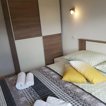 Apartmani Nora Stinjan Pula Exterior photo