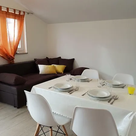 Apartmani Nora Stinjan Pula Exterior photo