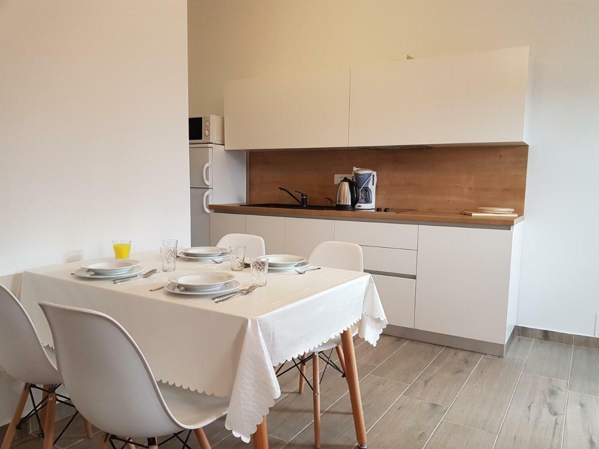 Nora Stinjan Apartment